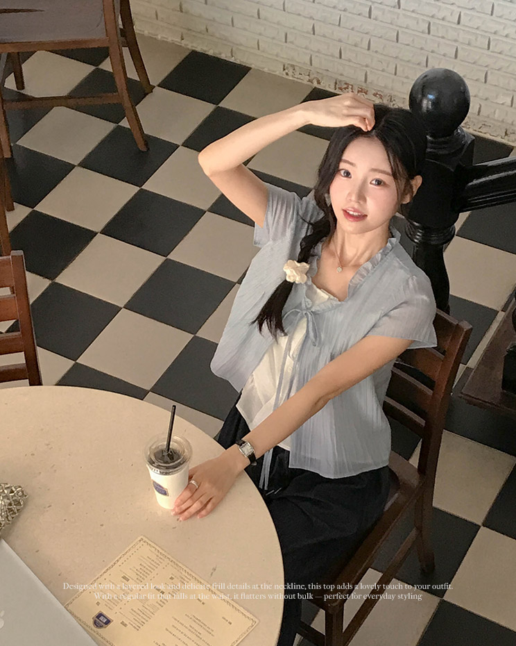 프릴레이어드반팔블라우스